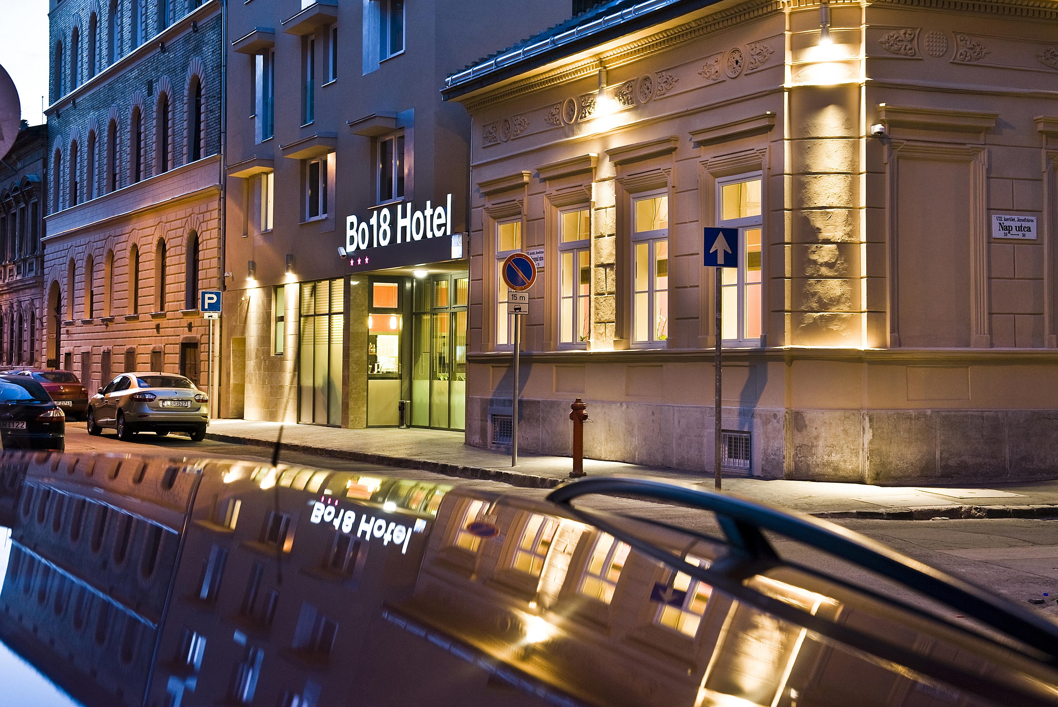 Bo18 Hotel Superior Budapest Ngoại thất bức ảnh
